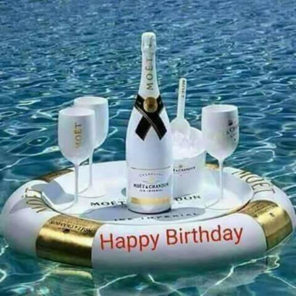 Meet your Posher, Mirene - Picture 1 of 1